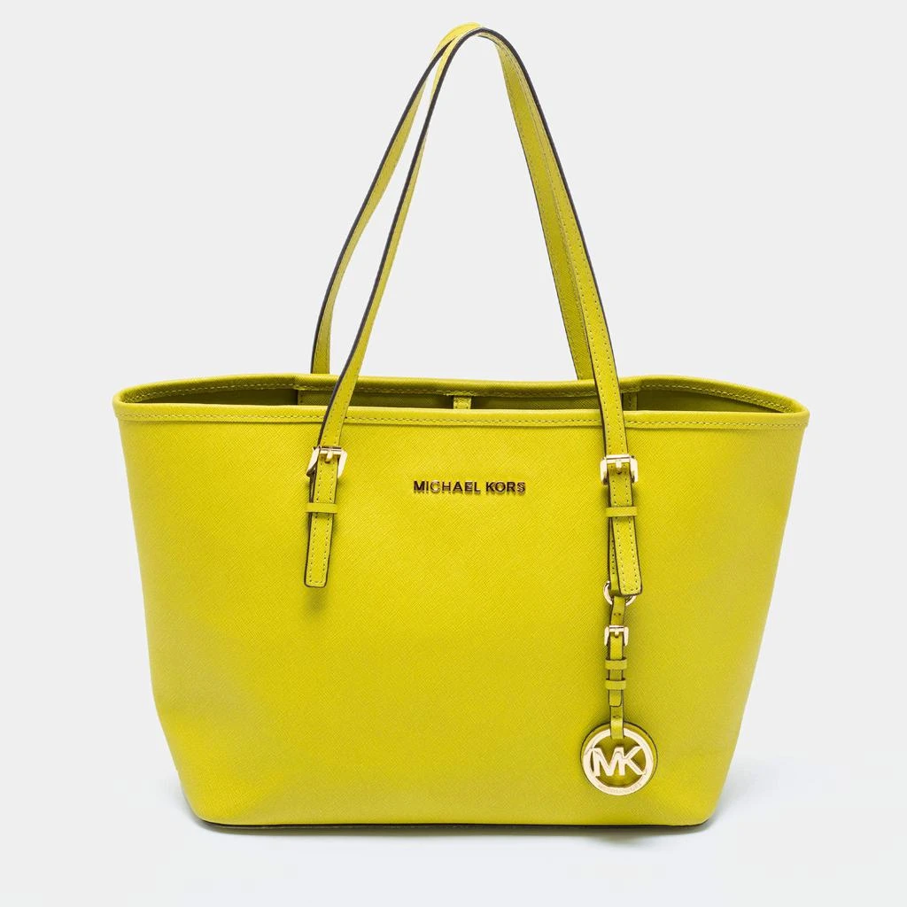 商品[二手商品] Michael Kors|Michael Kors Neon Green Leather Small Jet Set Travel Tote,价格¥952,第1张图片