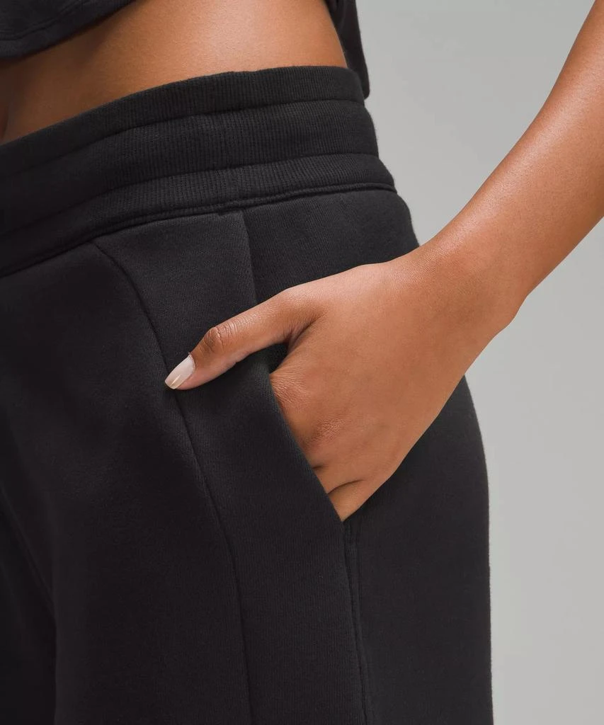 商品Lululemon|Scuba High-Rise Short 5",价格¥323,第4张图片详细描述