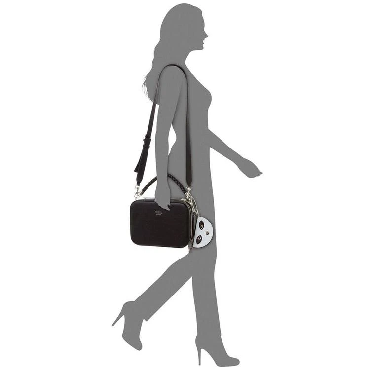 商品GUESS|Terra Medium Trunk Shoulder Bag,价格¥274,第2张图片详细描述