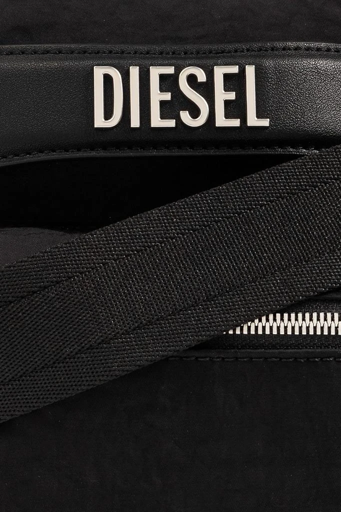 商品Diesel|Diesel Logo Plaque Zipped Tote Bag,价格¥1475,第5张图片详细描述