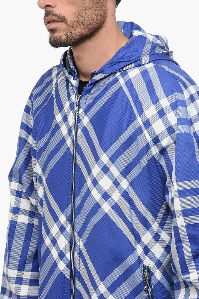 商品Burberry|Burberry Check Print Hooded Windbreaker,价格¥11082,第3张图片详细描述