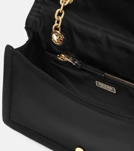 商品Prada|Nylon shoulder bag,价格¥12641,第3张图片详细描述