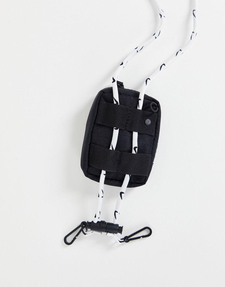 商品NIKE|Nike Lanyard with small pouch in black,价格¥146,第5张图片详细描述