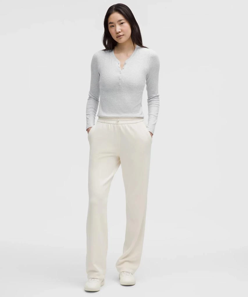Hold Tight Long-Sleeve Henley 商品