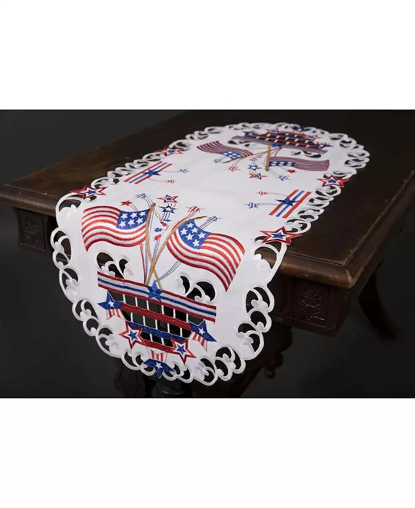 商品Xia Home Fashions|Star Spangled Embroidered Cutwork Table Runner, 15" x 34",价格¥187,第1张图片