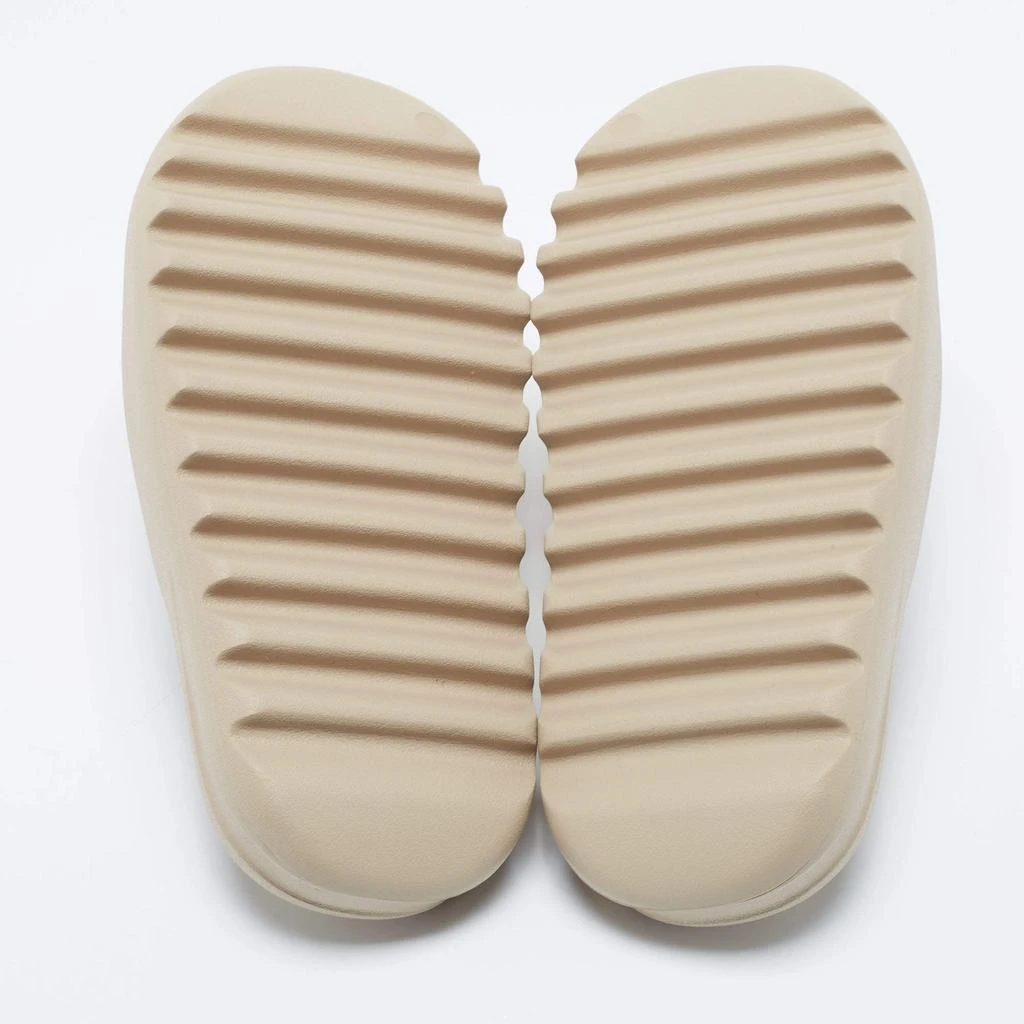 Yeezy x adidas Beige Rubber Flat Slides Size 42 商品