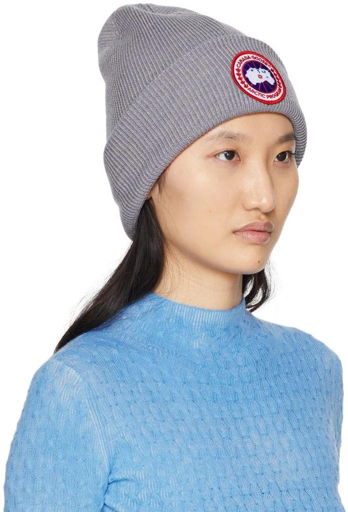 商品Canada Goose|Grey Arctic Disc Beanie,价格¥1343,第2张图片详细描述