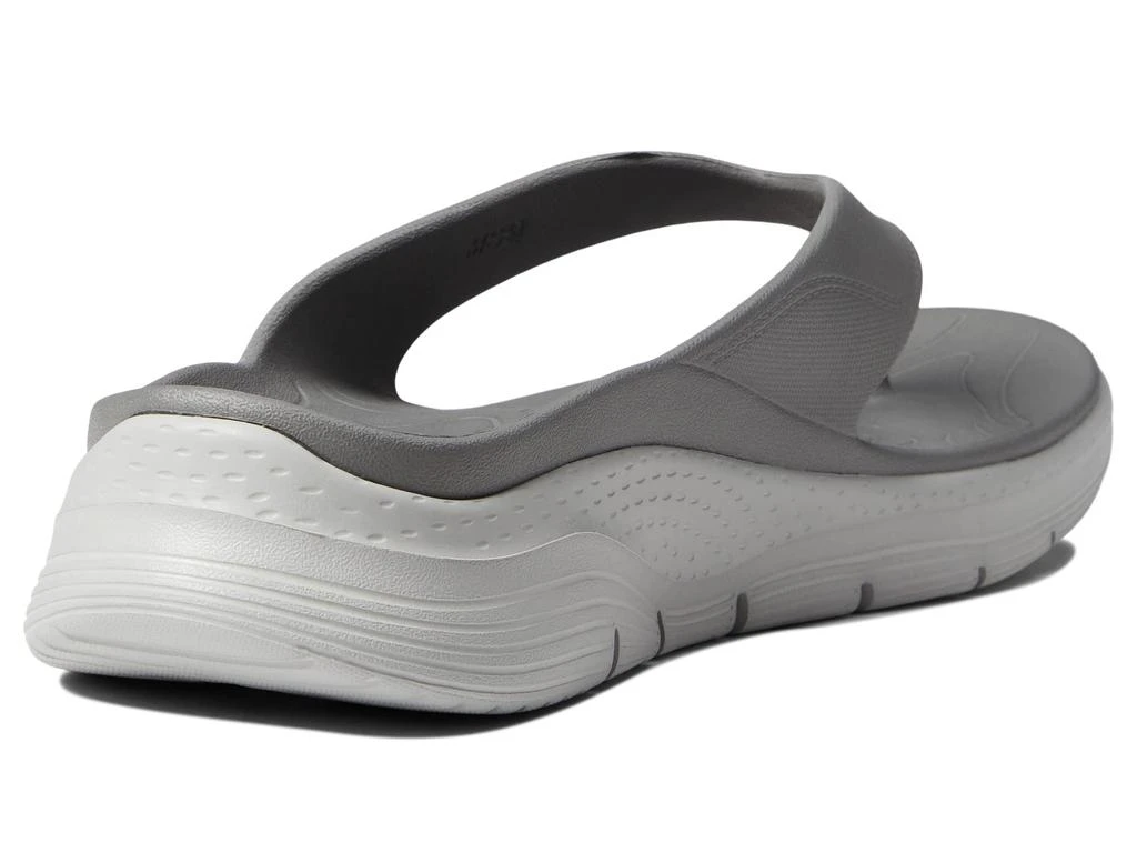 商品SKECHERS|Foamies Arch Fit 3 Point Sandal,价格¥338,第5张图片详细描述
