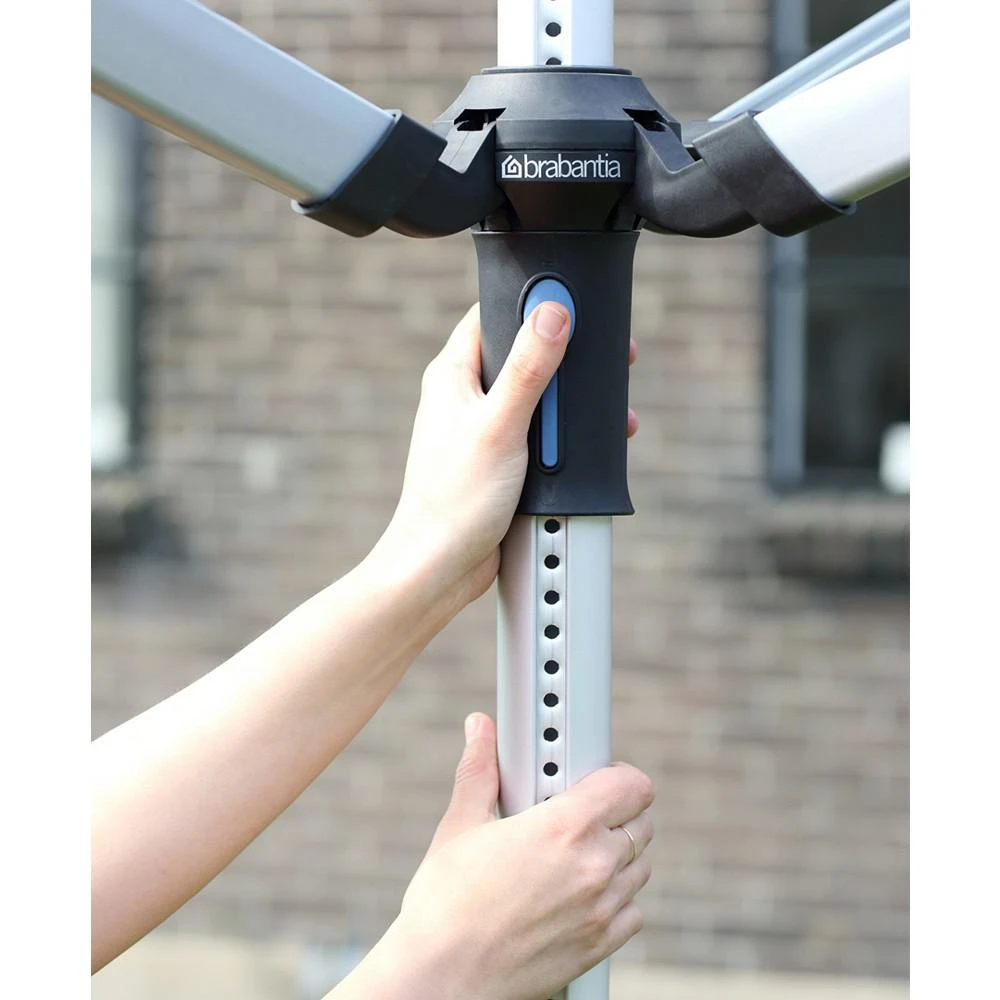 商品Brabantia|Rotary Lift-O-Matic Advance Clothesline - 164', 50 Meter with Metal Ground Spike, Protective Cover and Peg Bag Set,价格¥1944,第2张图片详细描述