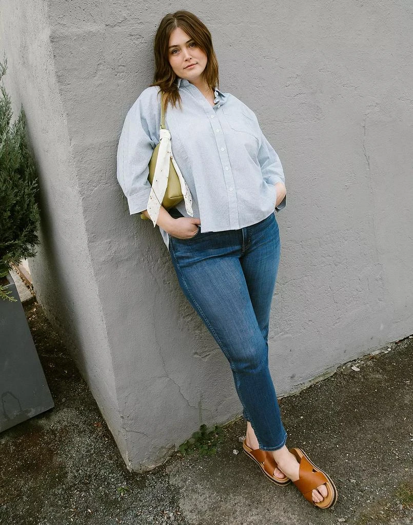 商品Petite Mid-Rise Stovepipe Jeans in Leman Wash: TENCEL|Denim Edition,价格¥320,第5张图片详细描述