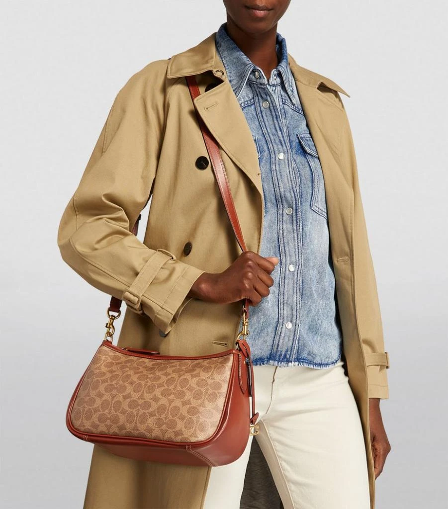 商品Coach|Signature Canvas Cary Shoulder Bag,价格¥2941,第2张图片详细描述