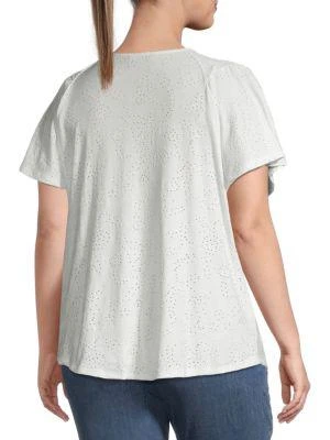 商品Tahari|Plus Eyelet Embroidered Top,价格¥113,第2张图片详细描述