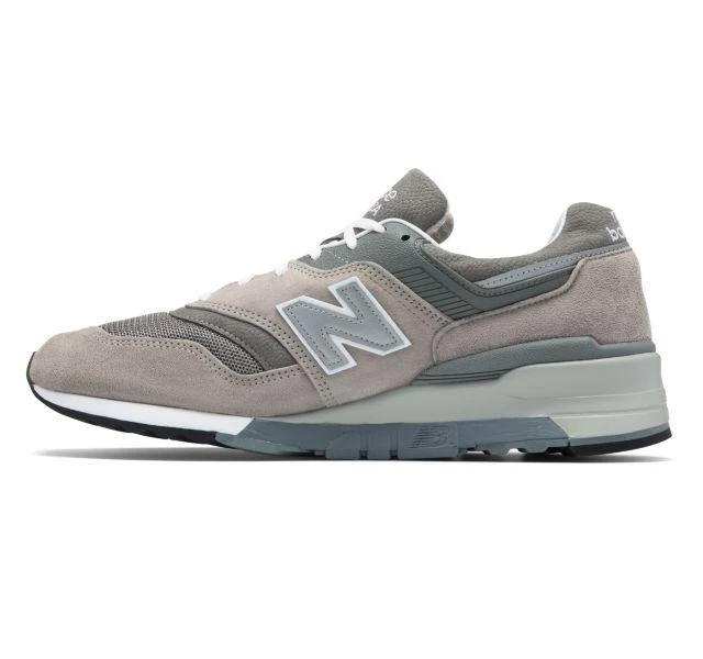 商品New Balance|男士 997 跑步鞋,价格¥684,第2张图片详细描述