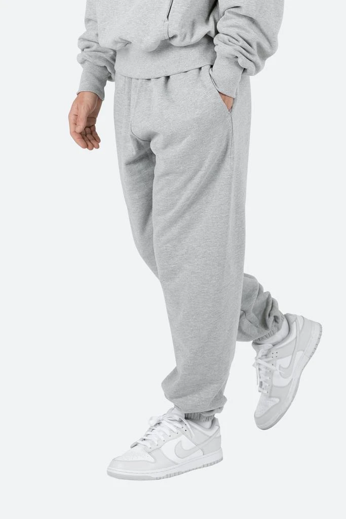 商品MNML|Classic Sweatpants - Grey,价格¥407,第2张图片详细描述