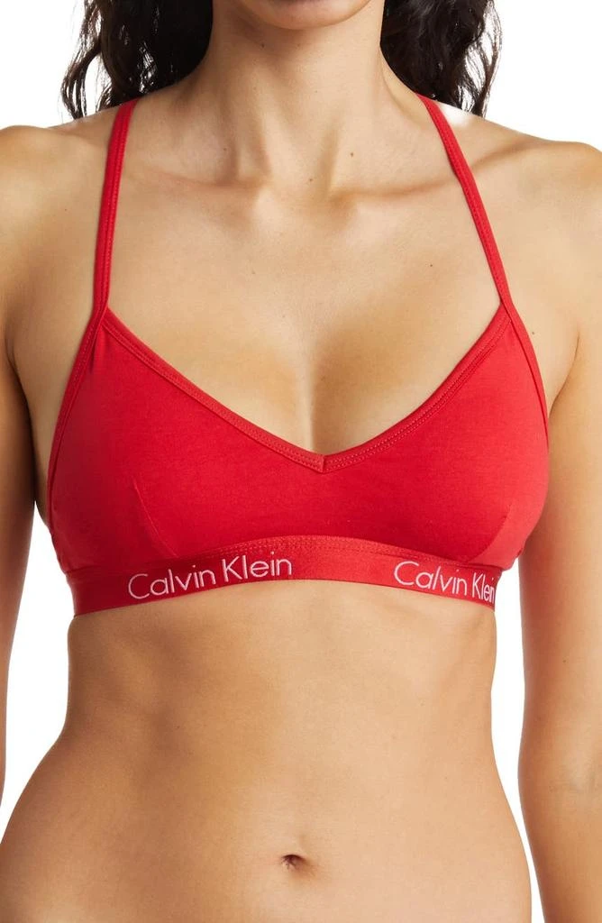 商品Calvin Klein|V领文胸,价格¥124,第1张图片
