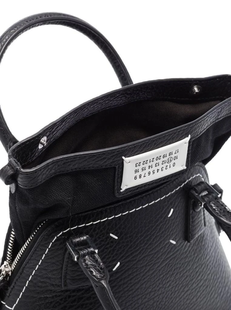 商品MAISON MARGIELA|'5AC Micro' Black Shoulder Bag with Logo Label in Grainy Leather Woman Maison Margiela,价格¥10169,第3张图片详细描述