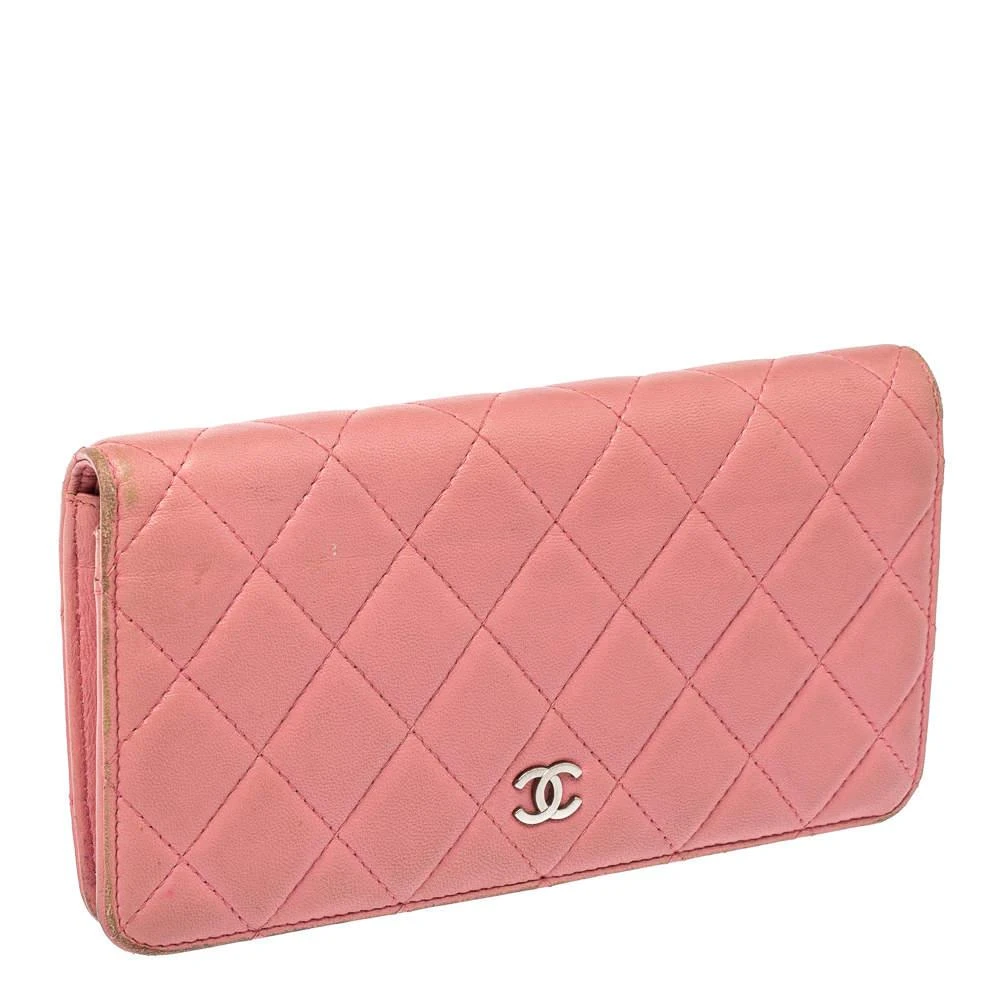 商品[二手商品] Chanel|Chanel Pink Quilted Leather L Yen Continental Wallet,价格¥3584,第3张图片详细描述