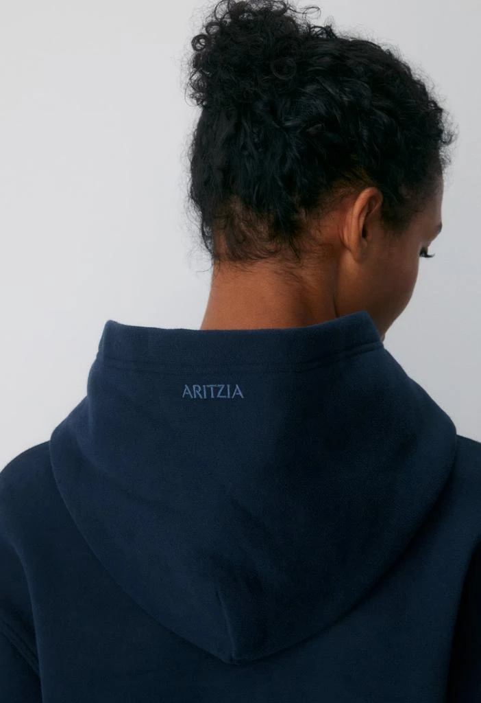 商品Aritzia|Cozy Sweatfleece Perfect Hoodie,价格¥534,第4张图片详细描述