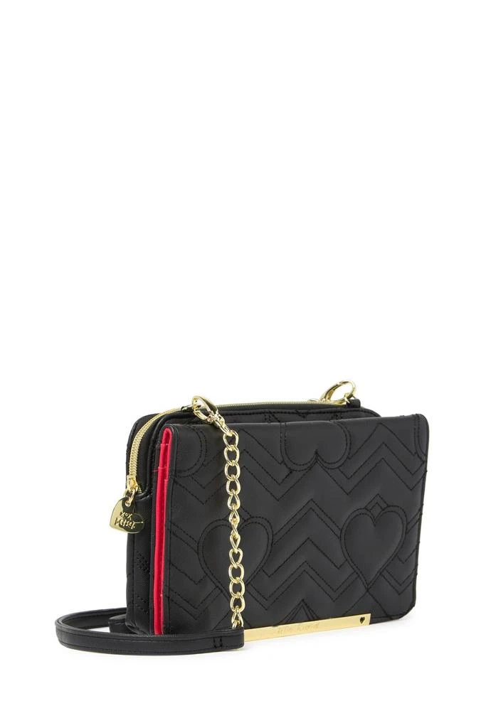 商品Betsey Johnson|Quilted Crossbody Bow Clutch,价格¥225,第4张图片详细描述