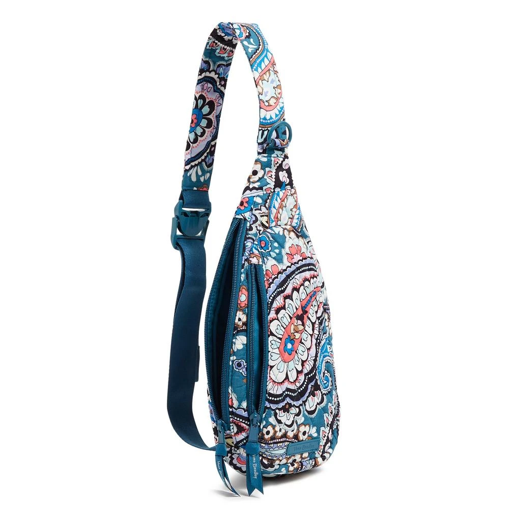 商品Vera Bradley|Vera Bradley Cotton Essential Compact Sling Backpack,价格¥218,第2张图片详细描述