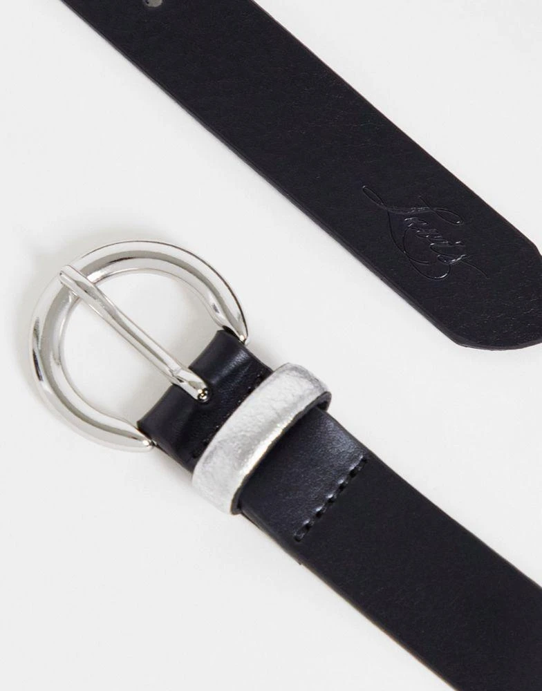 商品Levi's|Levi's leather belt in black,价格¥217,第2张图片详细描述