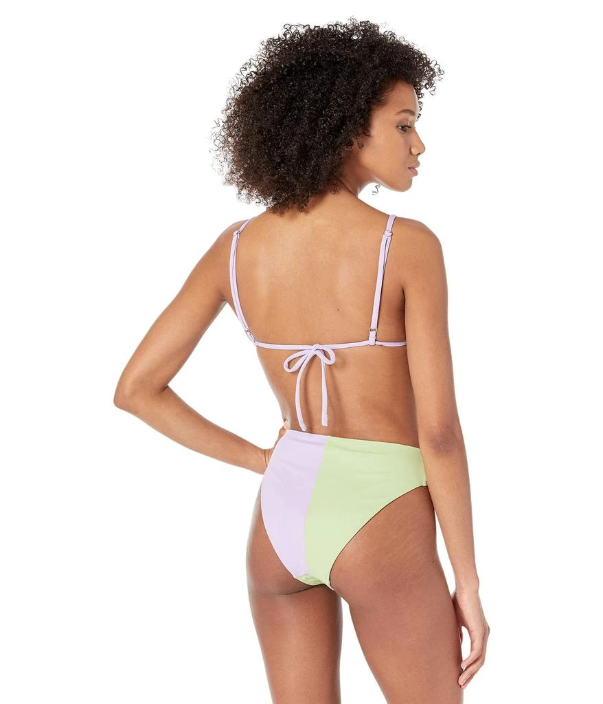 商品Charlie Holiday|Romi Triangle Top,价格¥183,第2张图片详细描述