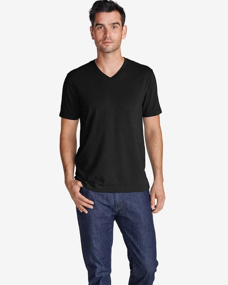 商品Eddie Bauer|Men&#39;s Lookout Short-Sleeve V-Neck T-Shirt,价格¥224,第1张图片