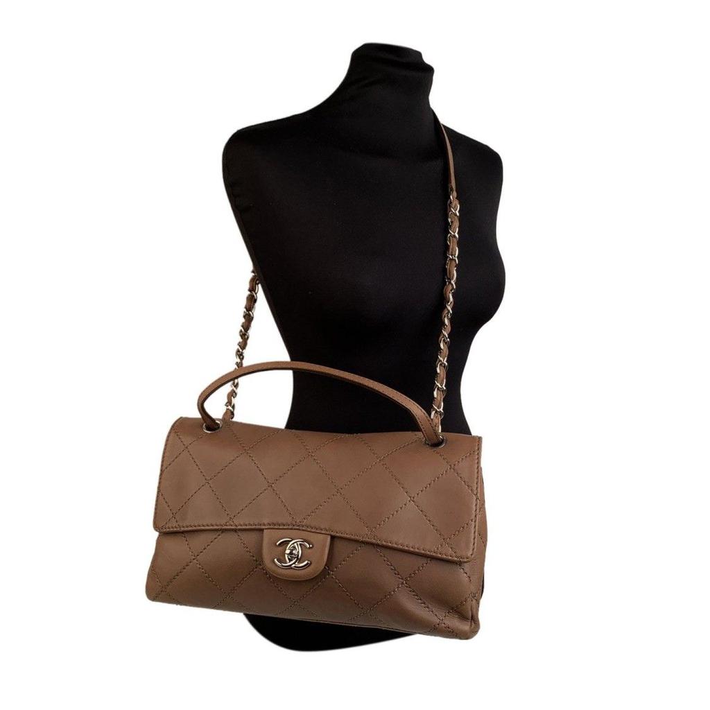 Medium Quilted Leather Flap Shoulder Bag商品第3张图片规格展示