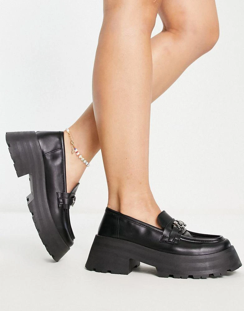 商品ASOS|ASOS DESIGN Wide Fit Mercury chunky loafers with chain in black,价格¥147,第4张图片详细描述