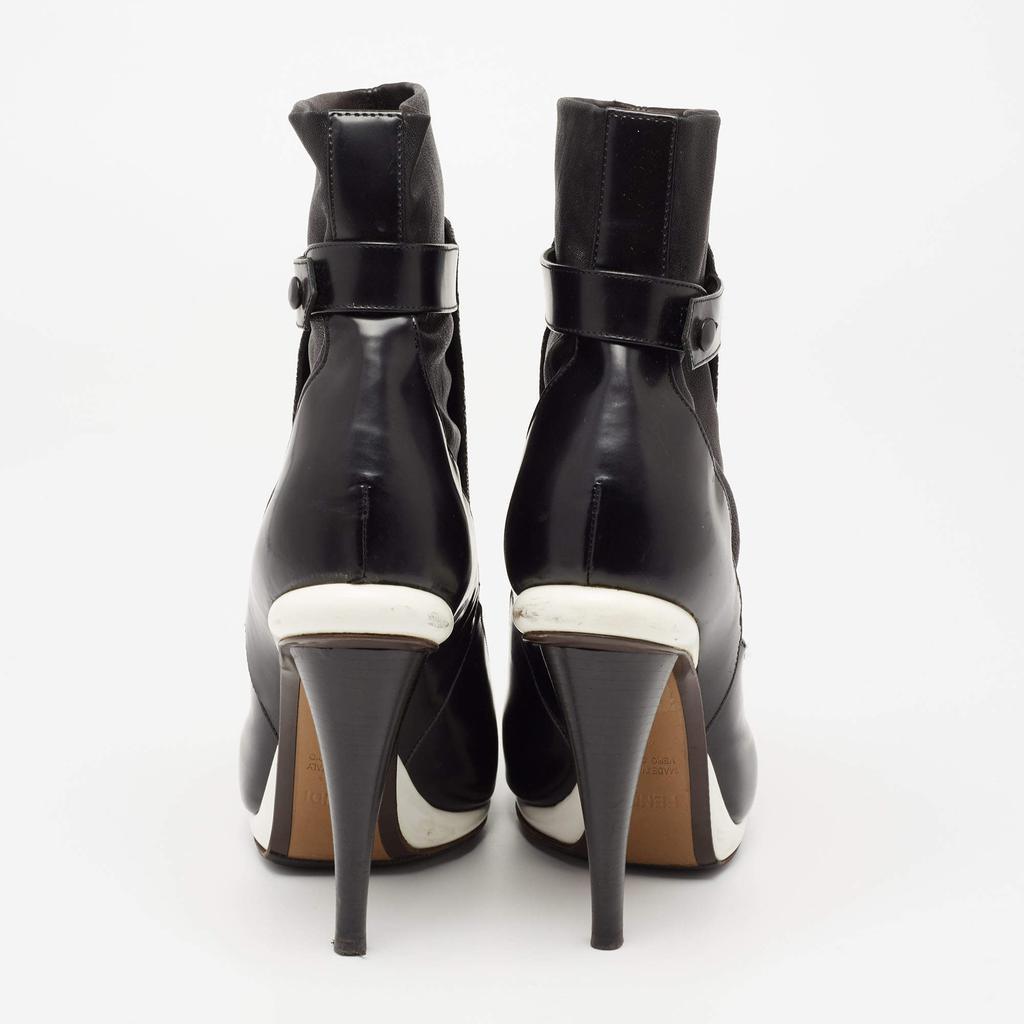 商品[二手商品] Fendi|Fendi Black Texture leather and Leather Ankle Boots Size 40,价格¥4047,第7张图片详细描述