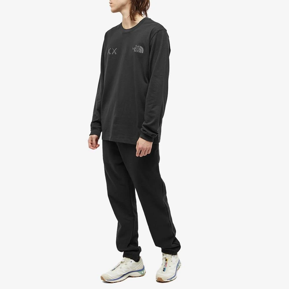 商品The North Face|The North Face x KAWS Sweatpant,价格¥921,第4张图片详细描述