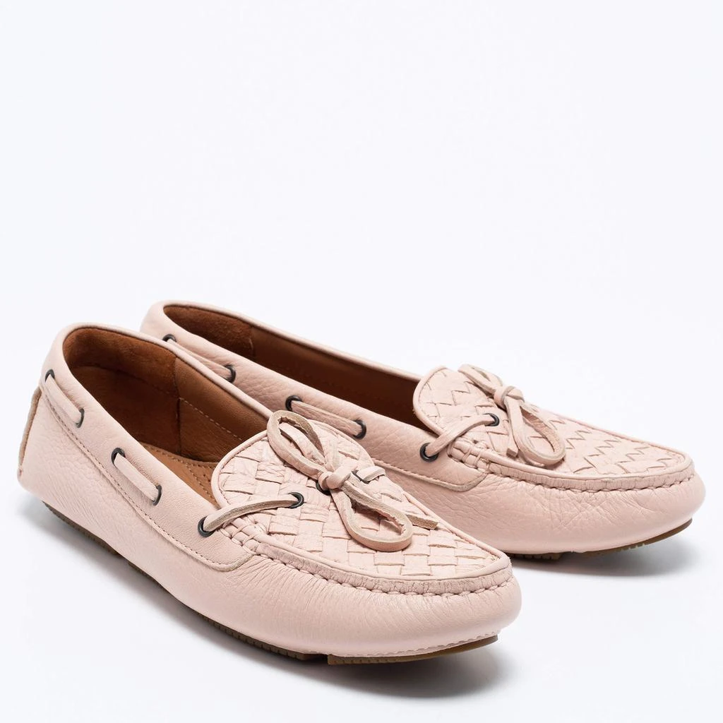 商品Bottega Veneta|Bottega Veneta Light Pink Intrecciato Leather Bow Slip-On Loafers Size 37.5,价格¥2858,第4张图片详细描述