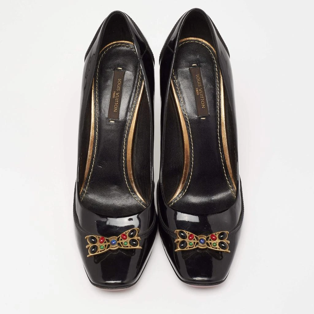 商品[二手商品] Louis Vuitton|Louis Vuitton Black Patent Leather Embellished Buckle Pumps Size 38,价格¥1306,第3张图片详细描述