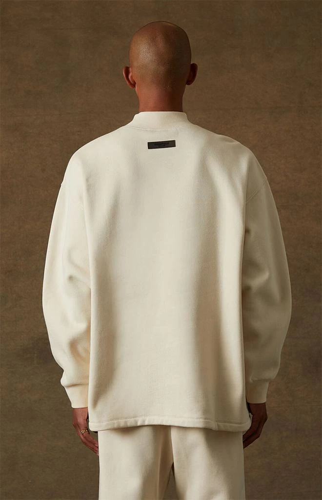 商品Essentials|Egg Shell Relaxed Crew Neck Sweatshirt,价格¥330,第4张图片详细描述