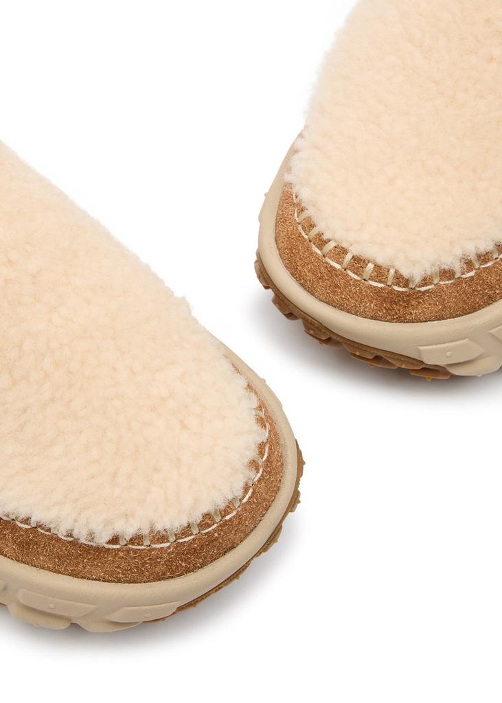 ショートブーツ・ブーティ UGG Tire sole platform fleece slip-on Venture Days Cozy W Na Venture Daze Shoe | UGG®