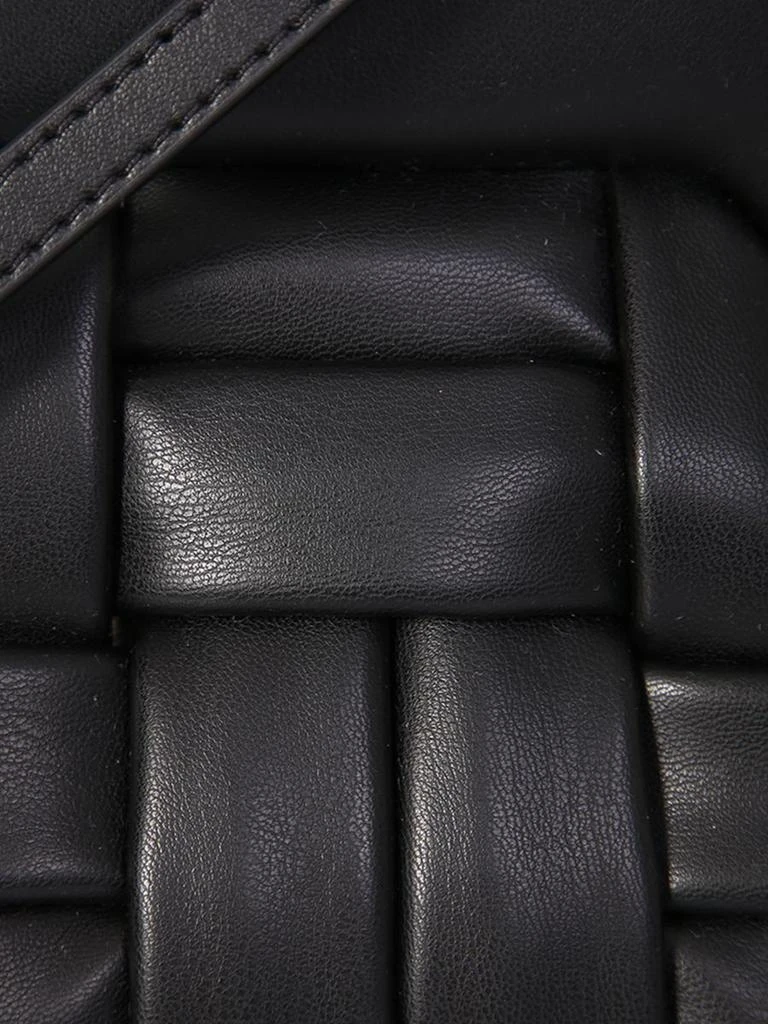商品THEMOIRÈ|THEMOIRÈ THEMOIRÃ¨'S SUSTAINABLY WOVEN VERSION OF THE BIOS BAG COMBINES MODERNITY AND CHARM WITH ITS SOFT SILHOUETTE,价格¥2631,第3张图片详细描述