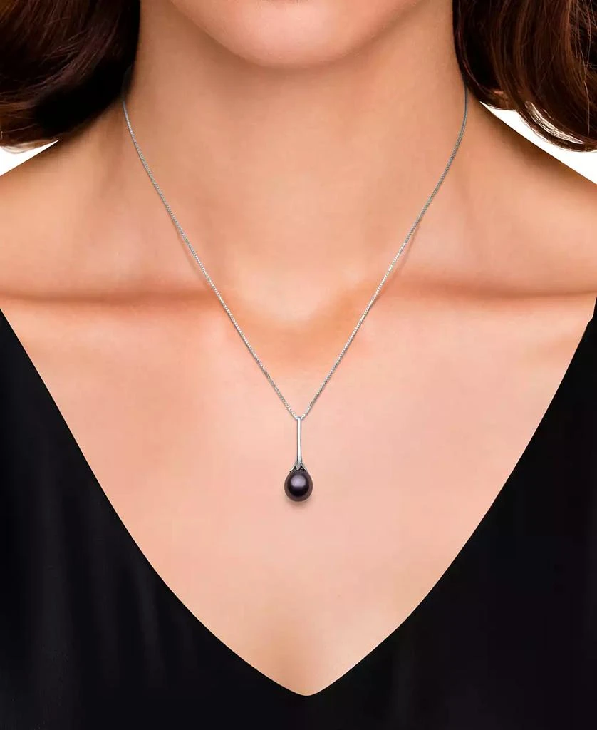 商品Belle de Mer|Dyed Black Peacock Cultured Freshwater Pearl (7-8mm) Pendant 18" Necklace in Sterling Silver,价格¥307,第2张图片详细描述