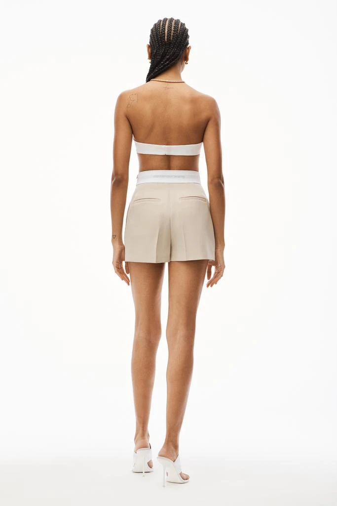 HIGH-WAISTED PLEATED SHORT IN TWILL 商品