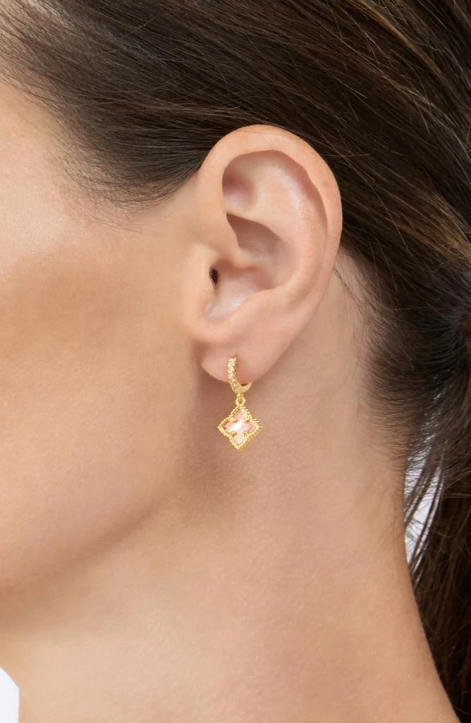 商品ADORNIA|Floral Dangle Hoops Pink Mother of Pearl gold,价格¥456,第2张图片详细描述