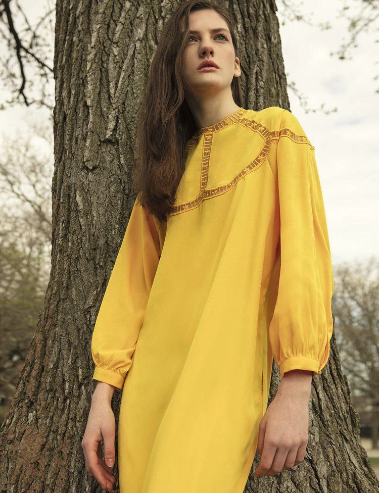 商品Pixie Market|Marigold YellowSatin Maxi Dress,价格¥447,第3张图片详细描述