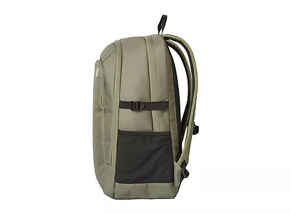 商品New Balance|Logo Backpack,价格¥326,第3张图片详细描述