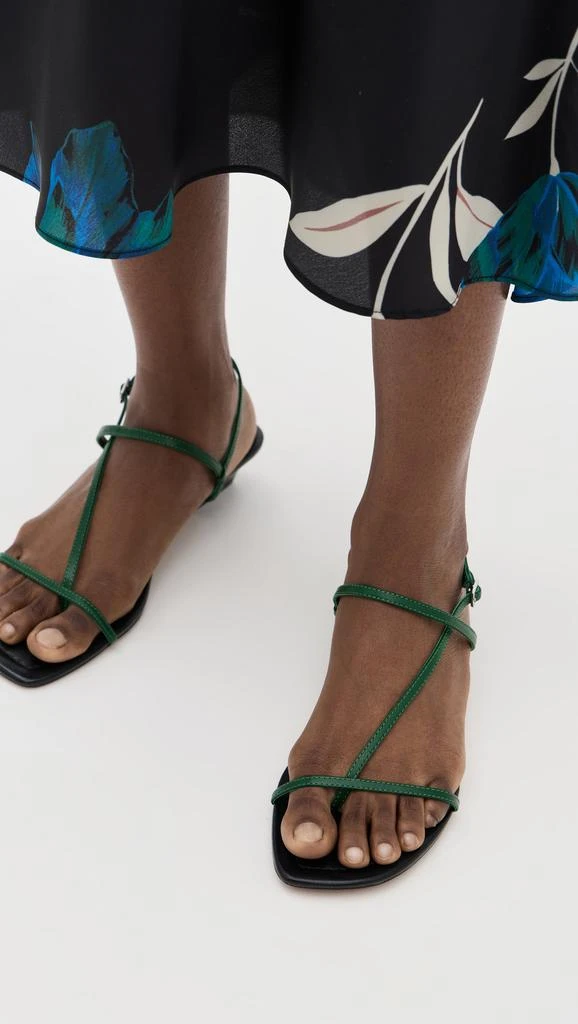 商品Madewell|The Maycie Asymmetric T-Strap Sandals,价格¥889,第2张图片详细描述