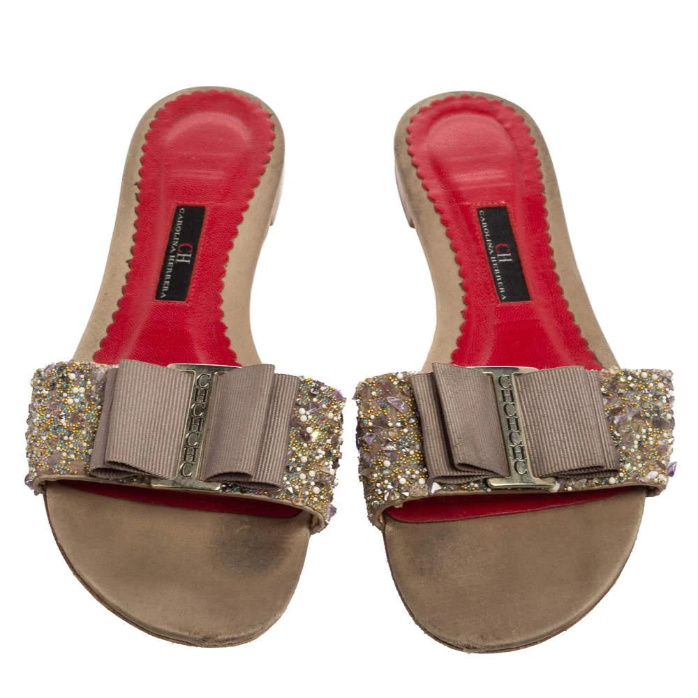 商品[二手商品] Carolina Herrera|CH Carolina Herrera Beige Satin Bow Embellished Detail Slides Size 38,价格¥769,第3张图片详细描述