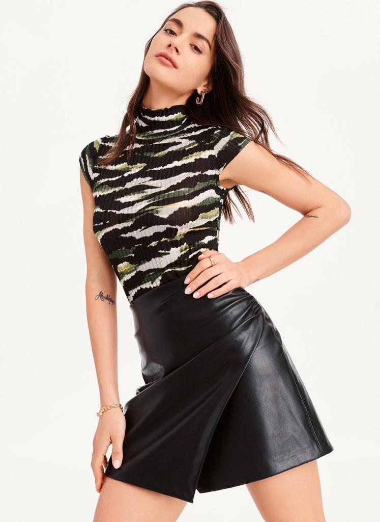 商品DKNY|Wrap Front Ruched Mini Skirt,价格¥732,第5张图片详细描述