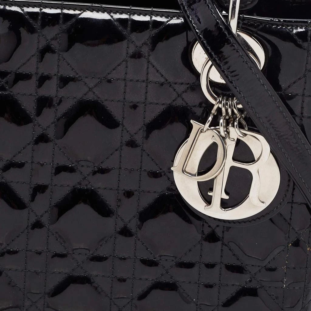 商品[二手商品] Dior|Dior Black Cannage Patent Leather Medium Lady Dior Tote,价格¥18022,第5张图片详细描述