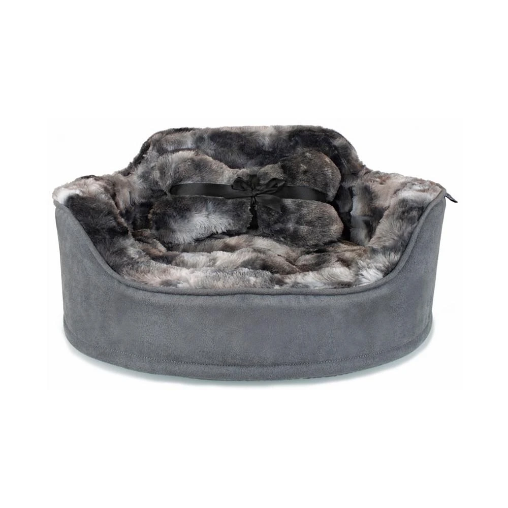 Faux Fur Princess Pet Bed with Plush Bone Pillow 商品