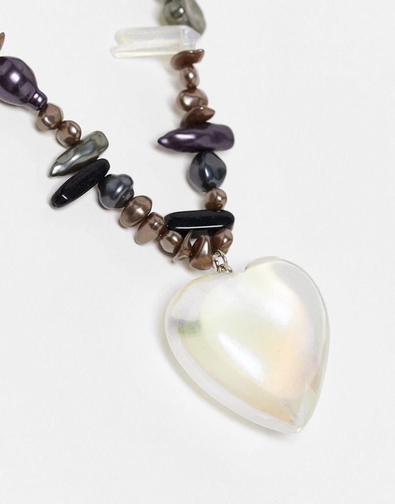 商品Reclaimed Vintage|Reclaimed Vintage coral chip necklace with puff heart,价格¥98,第4张图片详细描述