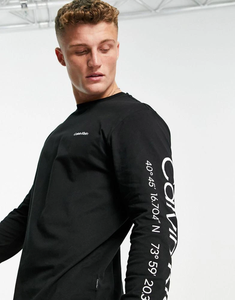 商品Calvin Klein|Calvin Klein long sleeve t-shirt in black,价格¥420,第4张图片详细描述