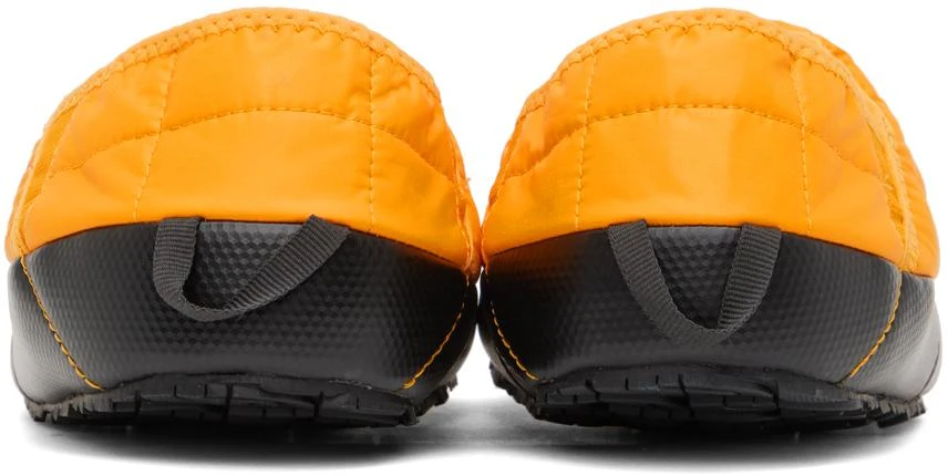 商品The North Face|Orange ThermoBall Traction V Mules,价格¥304,第2张图片详细描述