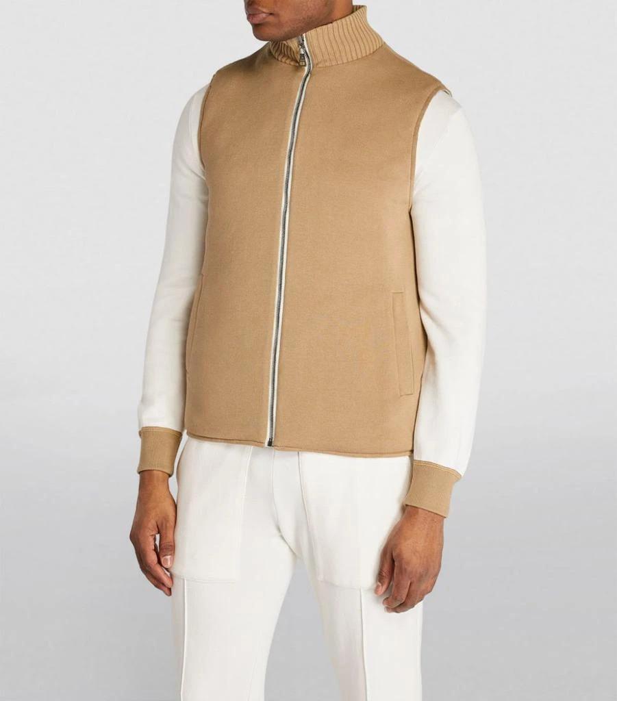 Padded Gilet 商品